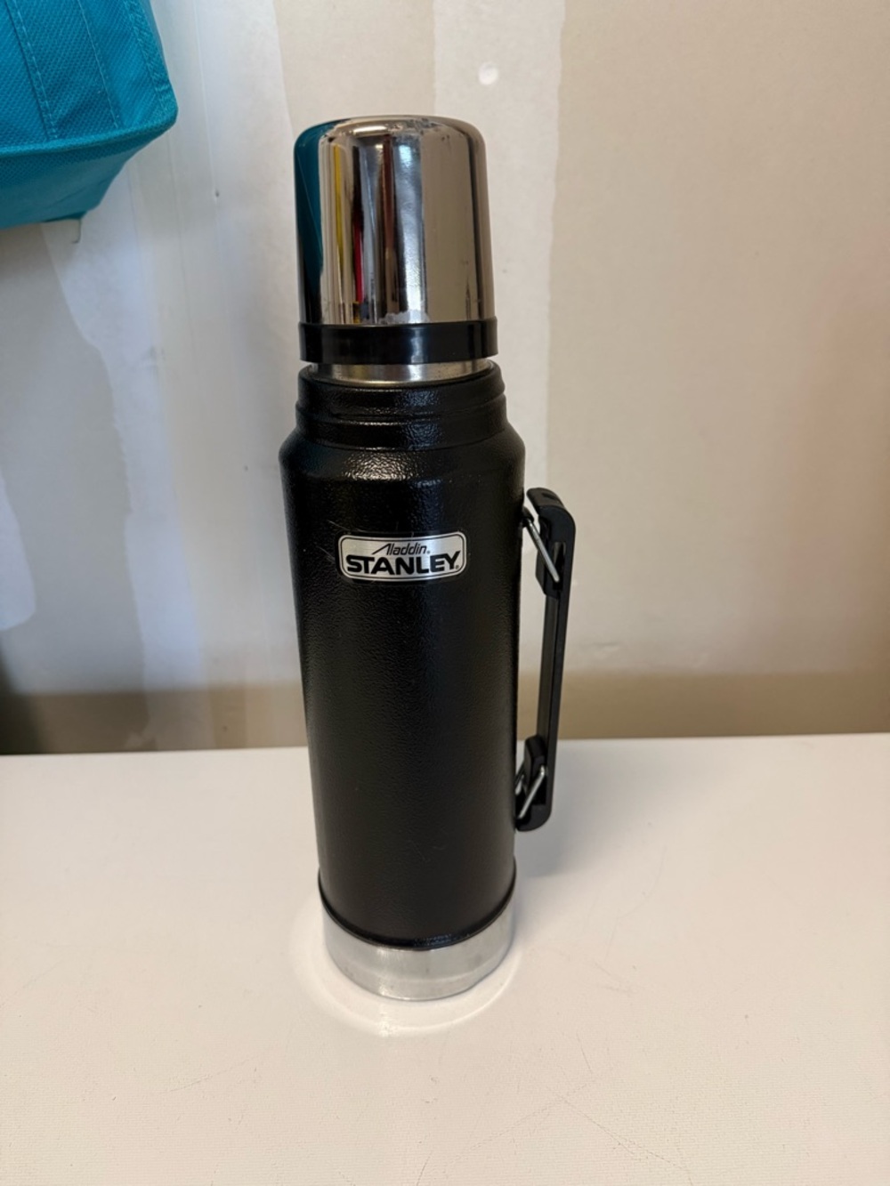 Vintage Aladdin Stanley Black Vacuum Thermos A-944DH